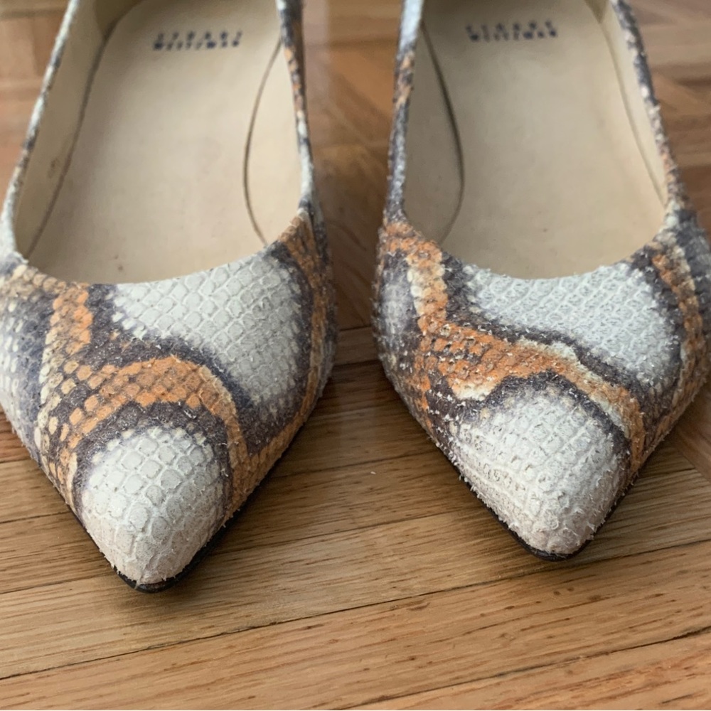Stuart Weitzman Python Kitten Heel Pumps - Women’… - image 5